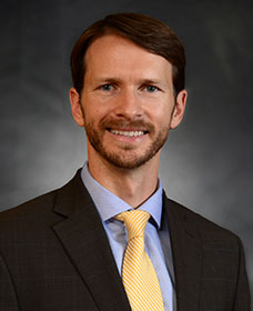 Ryan L. Dabbs, MD